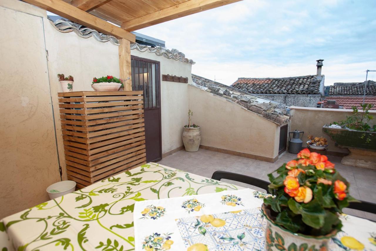 Si-Moutique Le Case Degli Avi Barocche, Con Terrazza Panoramica โมดิกา ภายนอก รูปภาพ