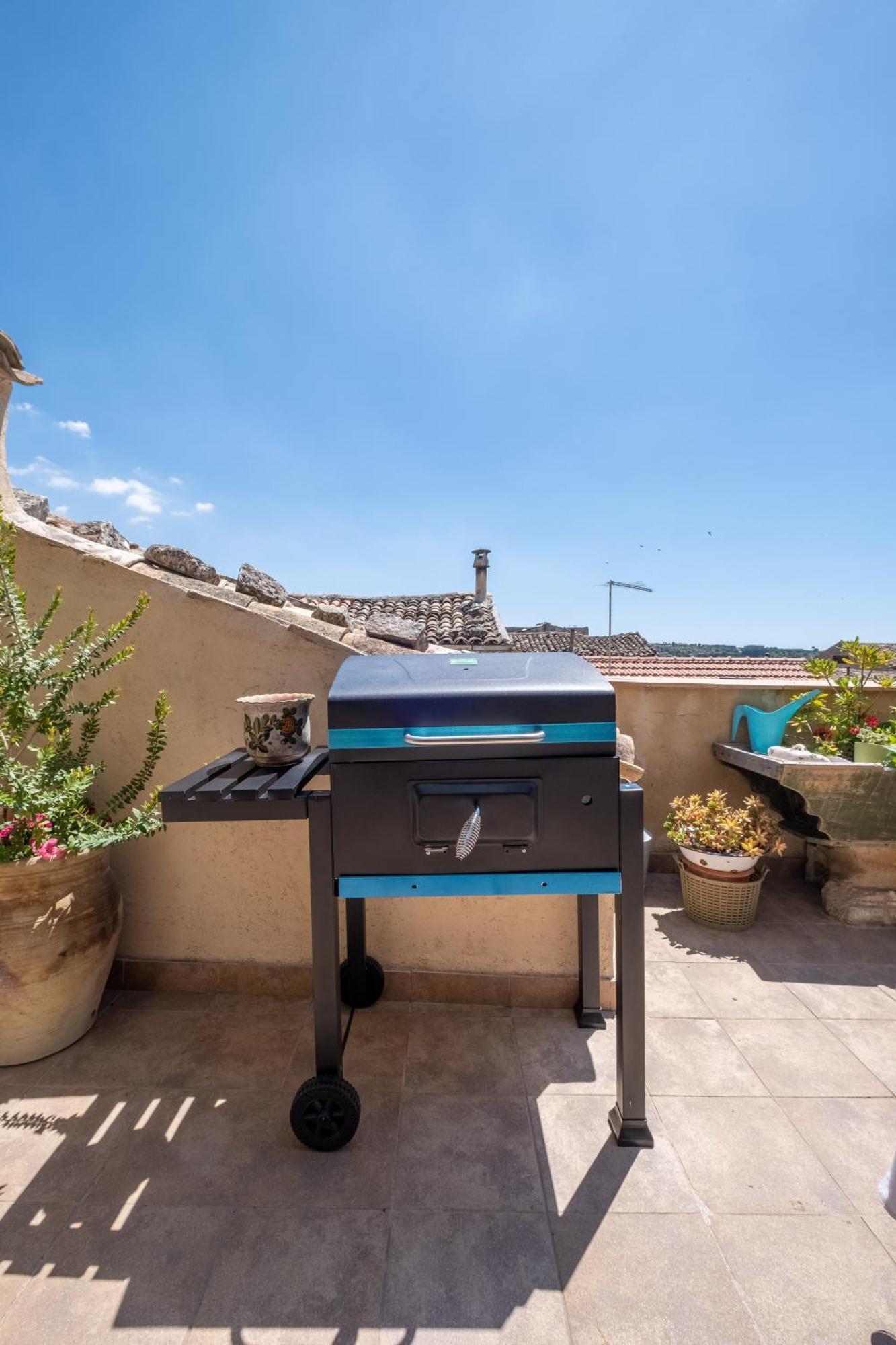 Si-Moutique Le Case Degli Avi Barocche, Con Terrazza Panoramica โมดิกา ภายนอก รูปภาพ