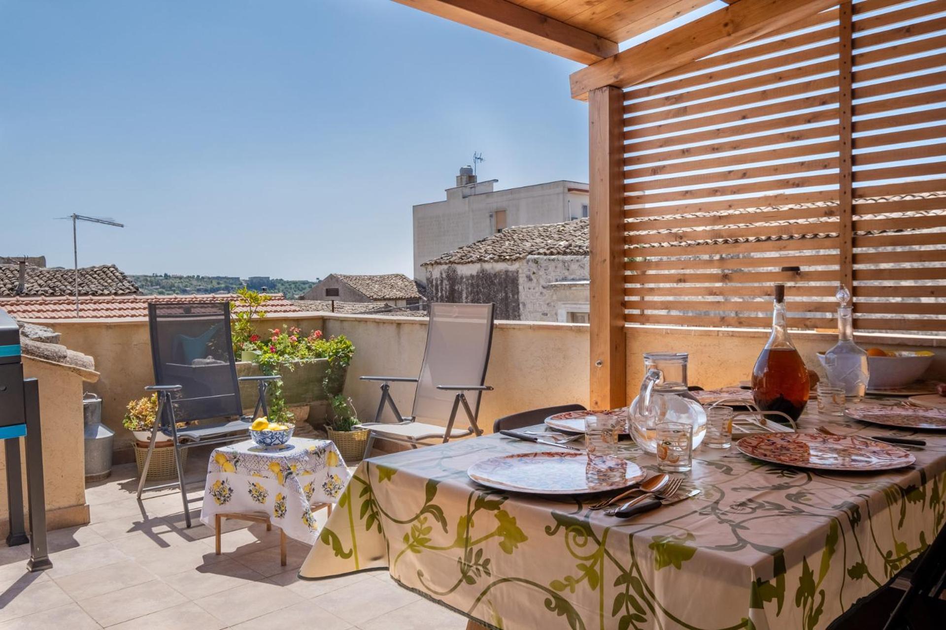 Si-Moutique Le Case Degli Avi Barocche, Con Terrazza Panoramica โมดิกา ภายนอก รูปภาพ